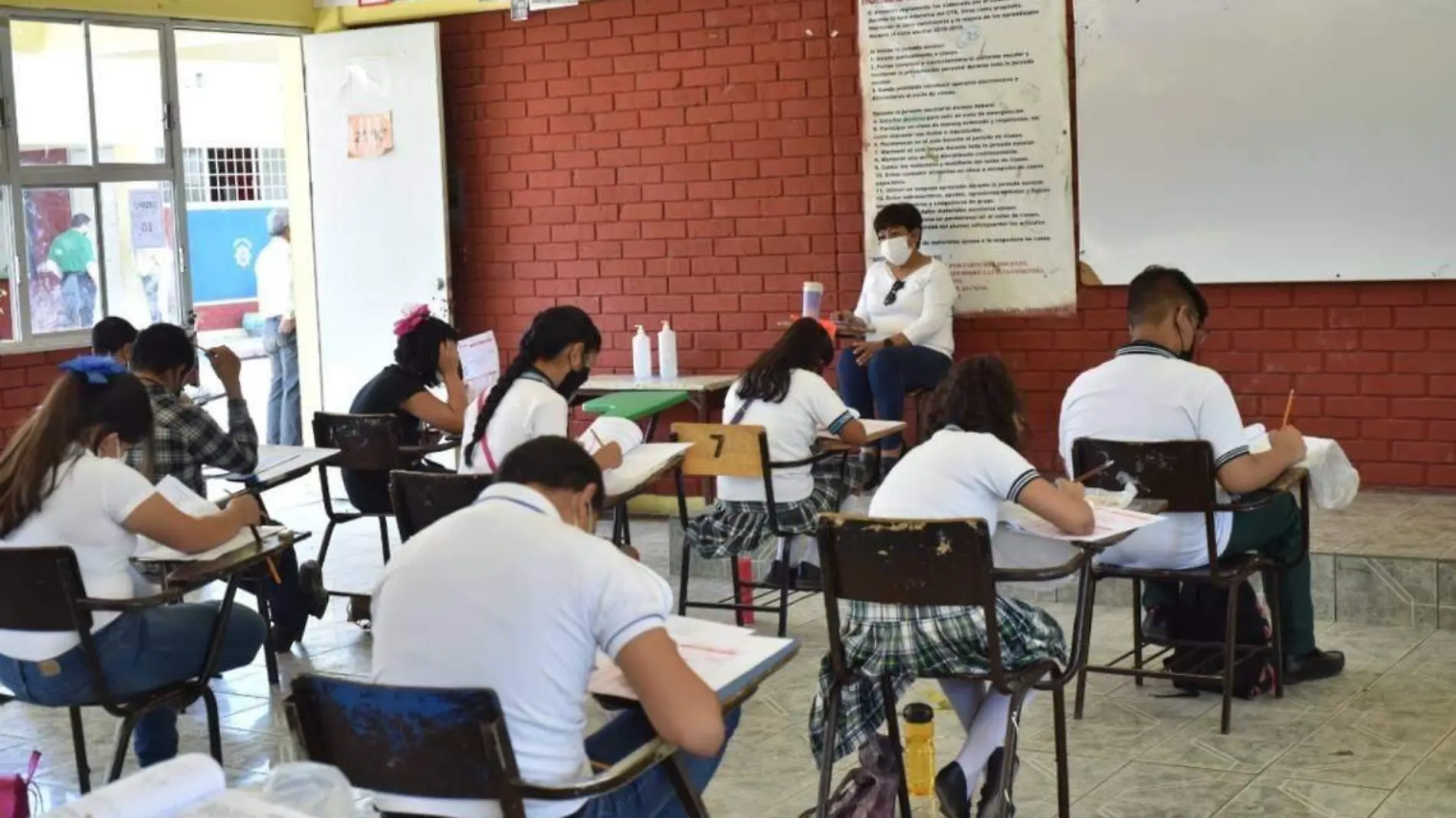 Más de 80 mil alumnos de colegios particulares regresarán a clases en La Laguna